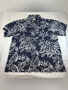 Honolua Surf Co Navy & White Hawaii Short-Sleeve Button-Up Shirt